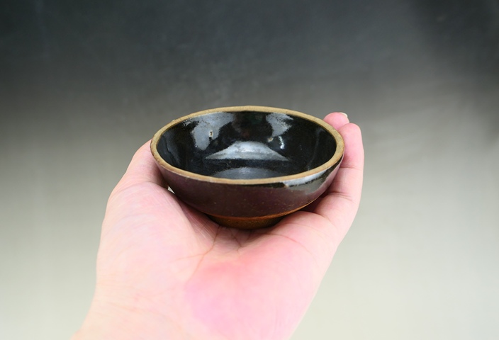 古玩陶瓷黑釉茶盞真品鑒賞圖