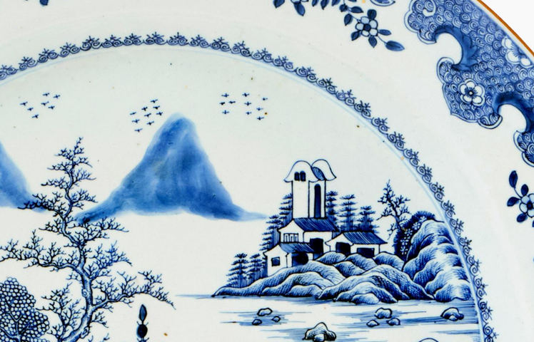 古玩陶瓷乾隆青花山水大盤真品鑒賞圖