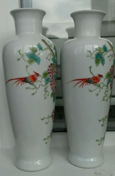 古玩陶瓷粉彩花鳥紋梅瓶真品鑒賞圖