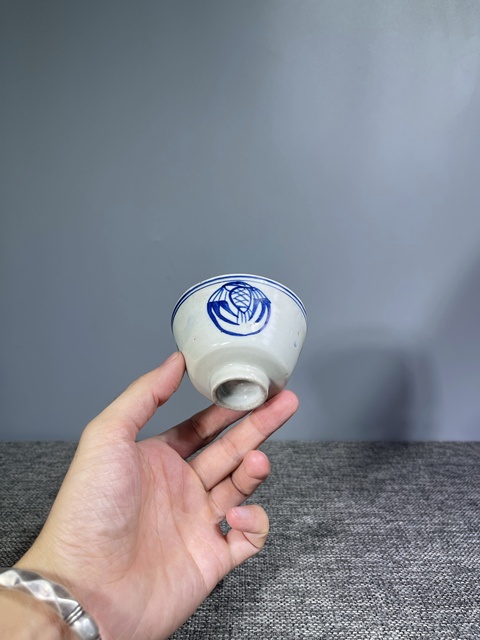 古玩陶瓷民國.青花團鶴紋仰鐘杯拍賣,當前價格0元