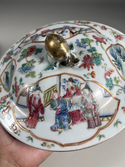 古玩陶瓷人物紋粉彩蓋缽真品鑒賞圖