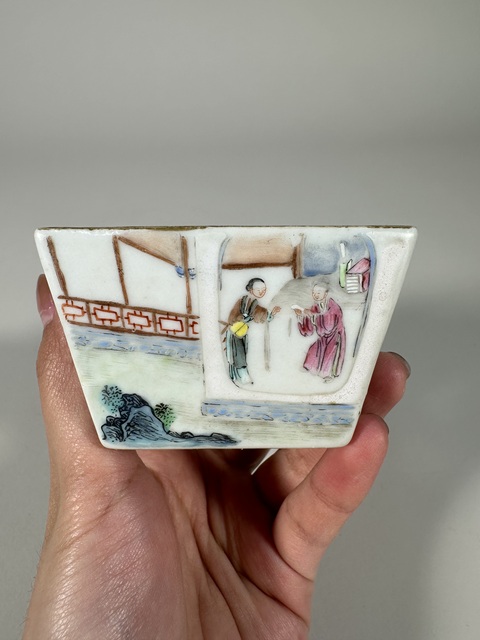 古玩陶瓷粉彩方斗杯真品鑒賞圖
