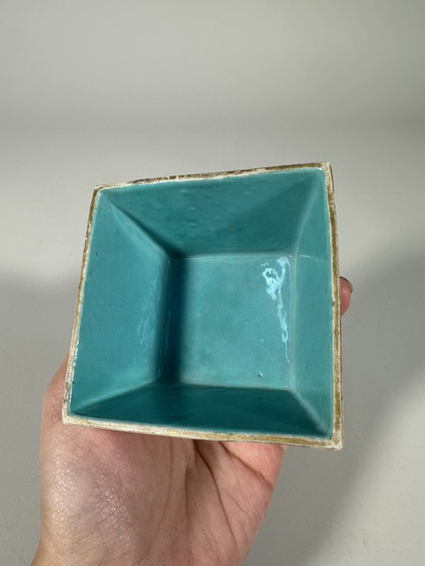 古玩陶瓷粉彩方斗杯真品鑒賞圖