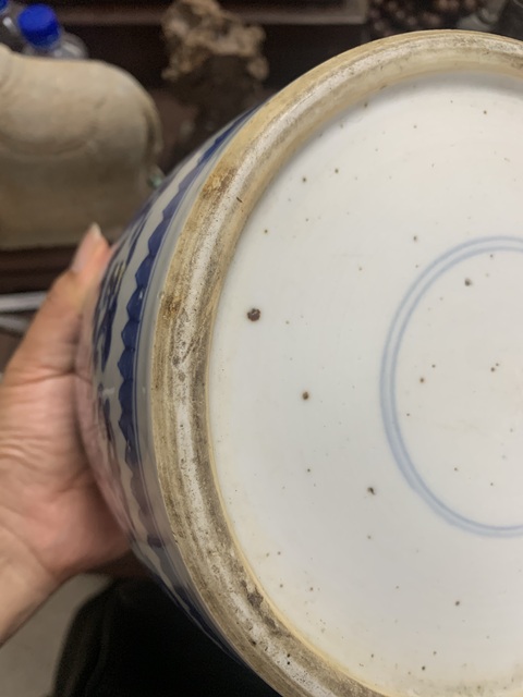 古玩陶瓷青花花卉紋粥罐真品鑒賞圖