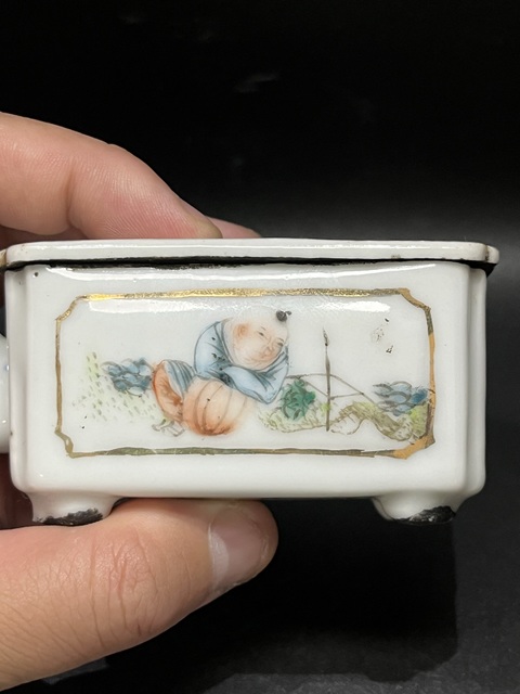 古玩陶瓷淺絳人物四方水滴真品鑒賞圖
