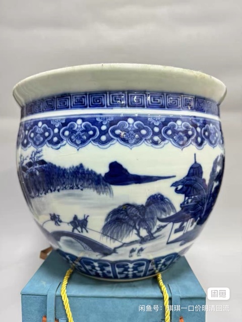 古玩陶瓷山水紋青花缸真品鑒賞圖