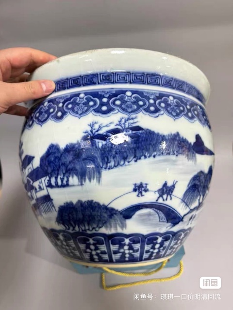 古玩陶瓷山水紋青花缸真品鑒賞圖
