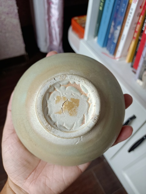 古玩陶瓷五代耀州窯滿釉支燒盞真品鑒賞圖