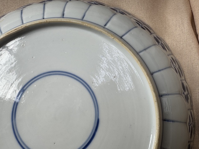 古玩陶瓷青花花卉紋花口盤真品鑒賞圖