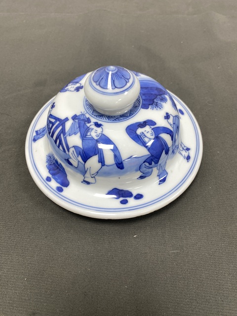 古玩陶瓷清康熙青花侍女嬰戲紋罐真品鑒賞圖
