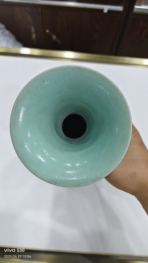 古玩陶瓷花鳥紋五彩天圓地方瓶真品鑒賞圖