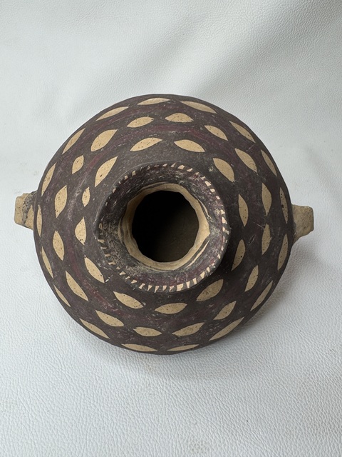 古玩陶瓷馬廠· 樹葉紋雙耳壺真品鑒賞圖