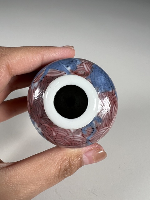 古玩陶瓷青花釉里紅鼻煙壺真品鑒賞圖