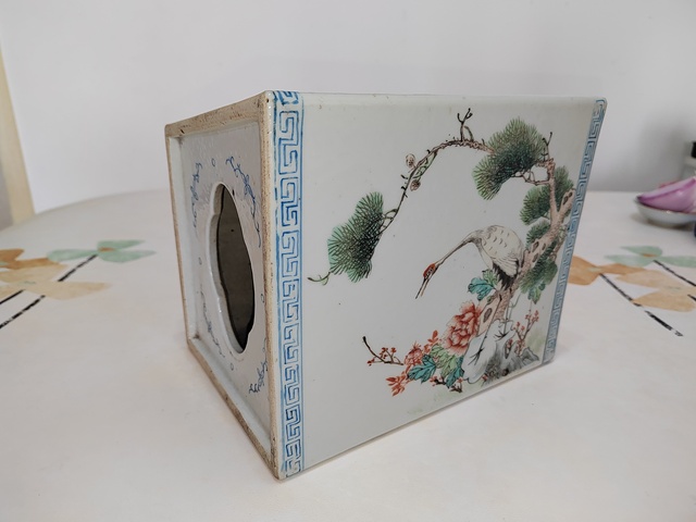 古玩陶瓷松鶴紋書擋真品鑒賞圖