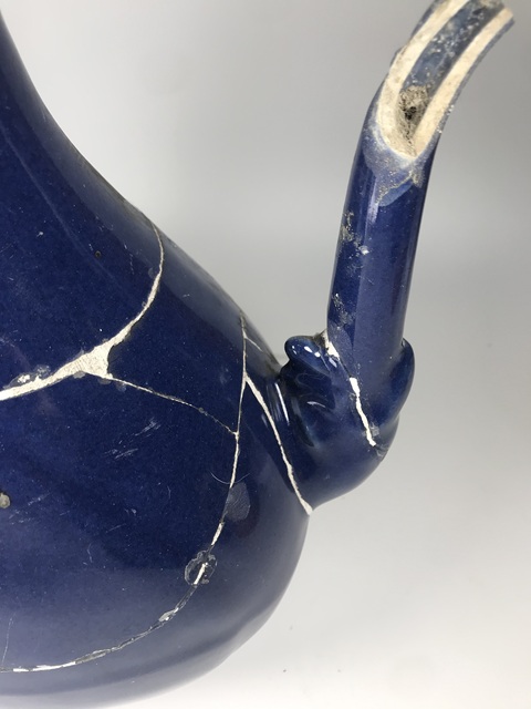 古玩陶瓷霽藍釉執壺真品鑒賞圖