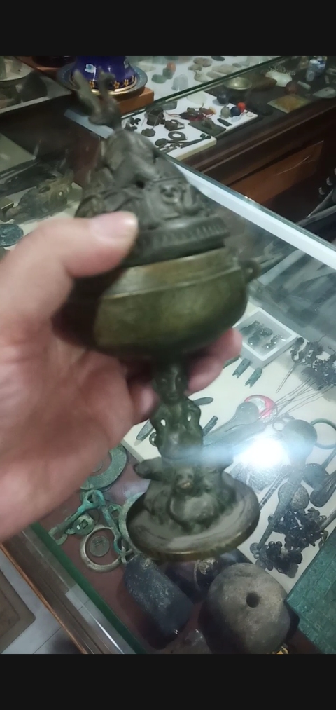 古玩銅器博山爐真品鑒賞圖