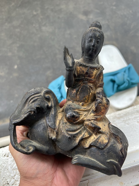 古玩銅器造像真品鑒賞圖