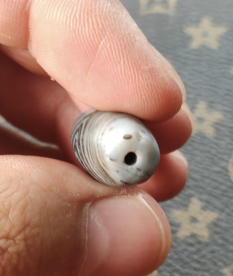 古玩玉器天然纏絲瑪瑙珠真品鑒賞圖