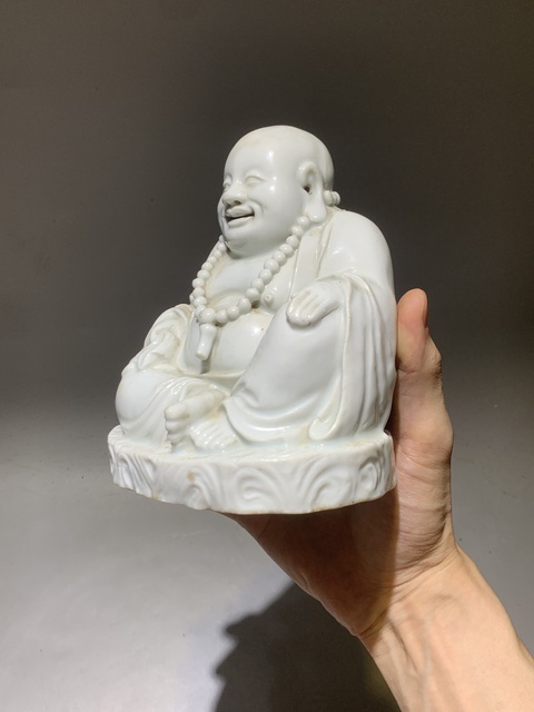 古玩陶瓷德化白瓷彌勒佛坐像真品鑒賞圖