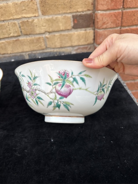 古玩陶瓷粉彩壽桃紋碗,疑似后加款真品鑒賞圖