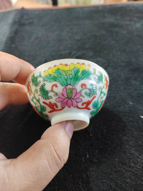 古玩陶瓷粉彩連升三級圖茶杯真品鑒賞圖