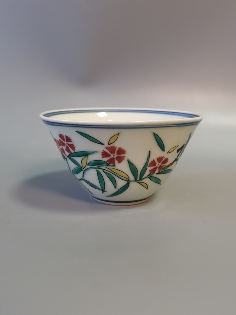 古玩陶瓷青花五彩花卉紋杯真品鑒賞圖