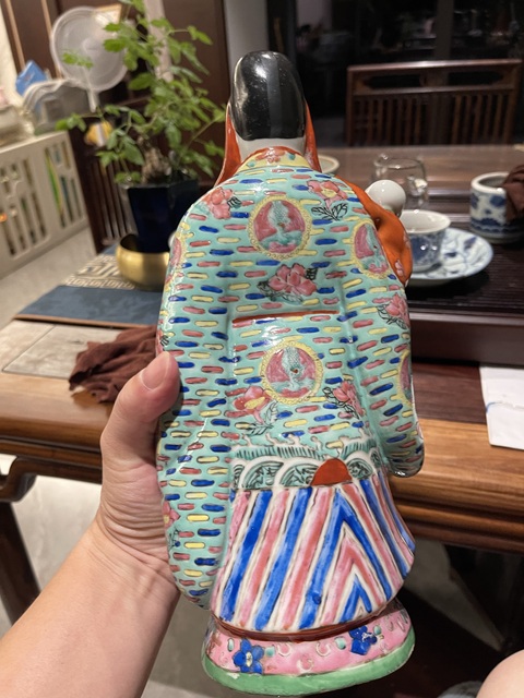 古玩陶瓷粉彩福星塑像真品鑒賞圖