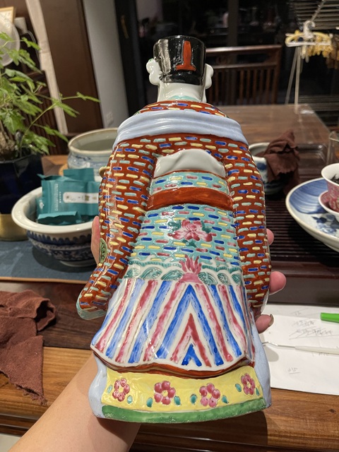 古玩陶瓷粉彩福星塑像真品鑒賞圖