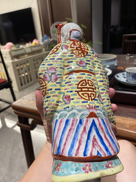 古玩陶瓷粉彩福星塑像真品鑒賞圖
