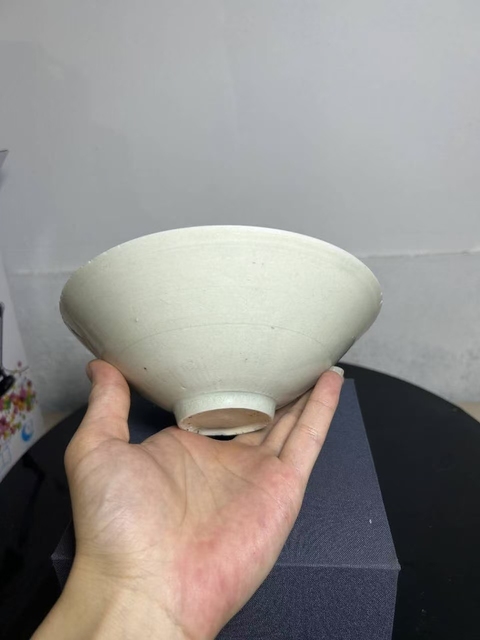 古玩陶瓷南宋湖田窯云氣紋斗笠碗真品鑒賞圖