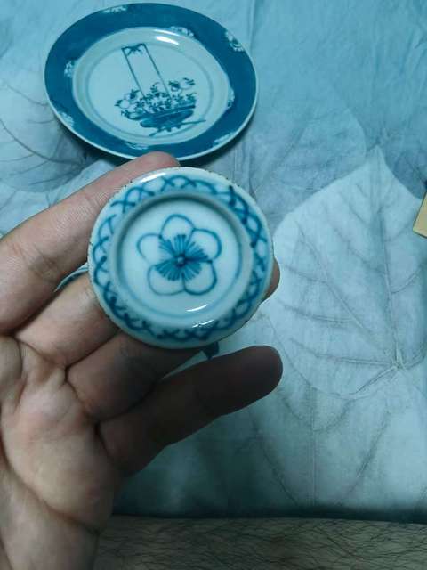 古玩陶瓷青花胭脂蓋盒真品鑒賞圖