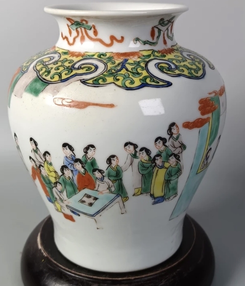 古玩陶瓷人物紋五彩罐真品鑒賞圖