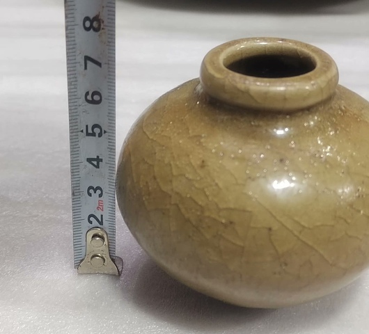 古玩陶瓷龍泉青瓷黃釉水盂真品鑒賞圖