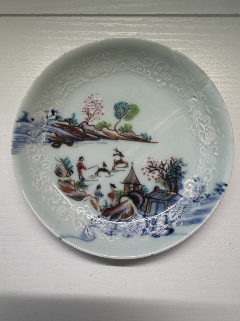 古玩陶瓷人物山水青花廣彩加粉彩盤真品鑒賞圖