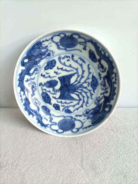古玩陶瓷青花龍鳳紋盤真品鑒賞圖