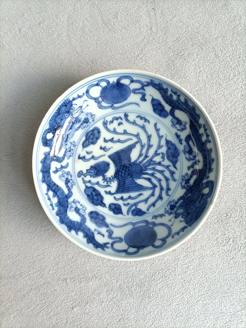 古玩陶瓷青花龍鳳紋盤真品鑒賞圖