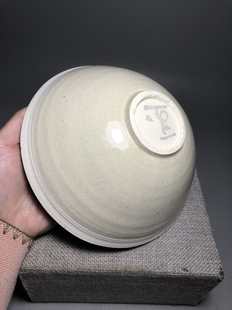 古玩陶瓷(南宋精品)青白釉雙魚出筋面包碗拍賣,當(dāng)前價(jià)格4888元