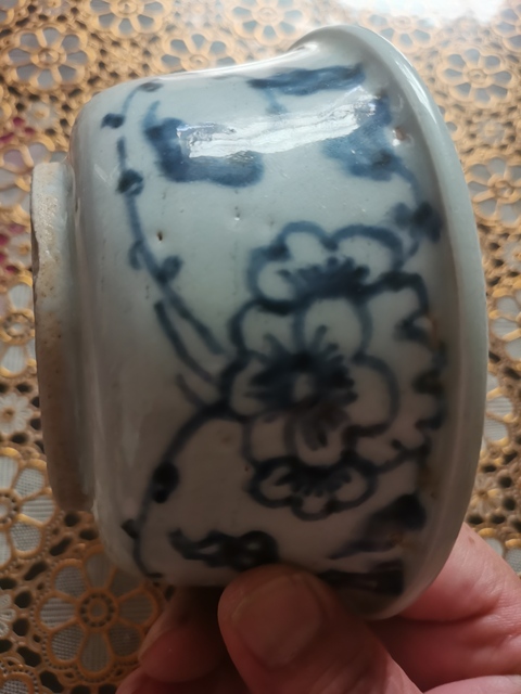 古玩陶瓷青花花卉紋碗真品鑒賞圖