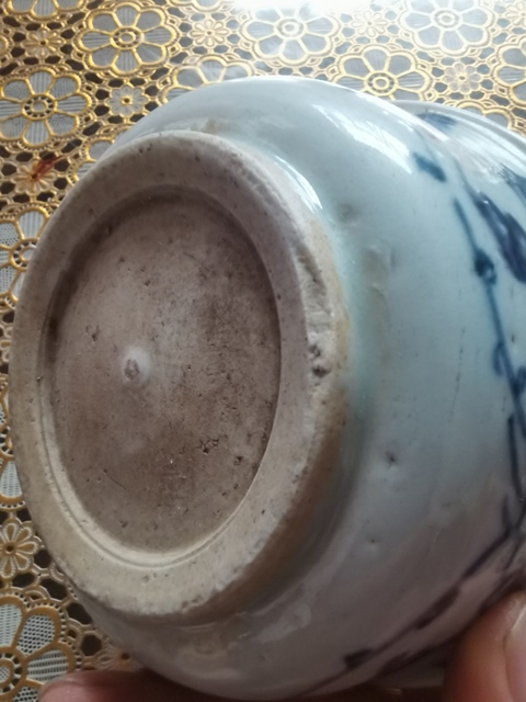 古玩陶瓷青花花卉紋碗真品鑒賞圖