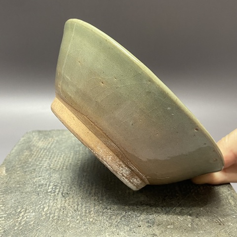古玩陶瓷晚明龍泉窯系青釉碗真品鑒賞圖