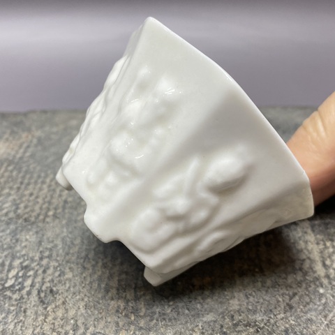 古玩陶瓷德化窯白釉八方杯真品鑒賞圖