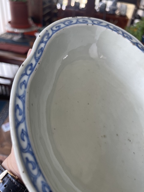 古玩陶瓷四足青花水仙盆真品鑒賞圖