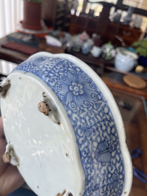 古玩陶瓷四足青花水仙盆真品鑒賞圖