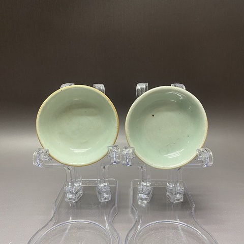 古玩陶瓷清中豆青釉盤真品鑒賞圖