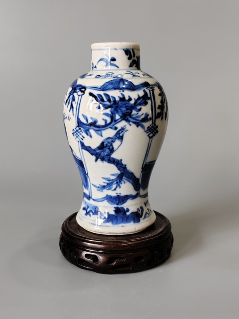 古玩陶瓷青花人物故事雞腿瓶真品鑒賞圖