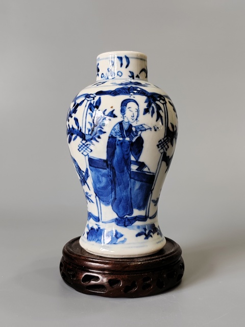 古玩陶瓷青花人物故事雞腿瓶真品鑒賞圖