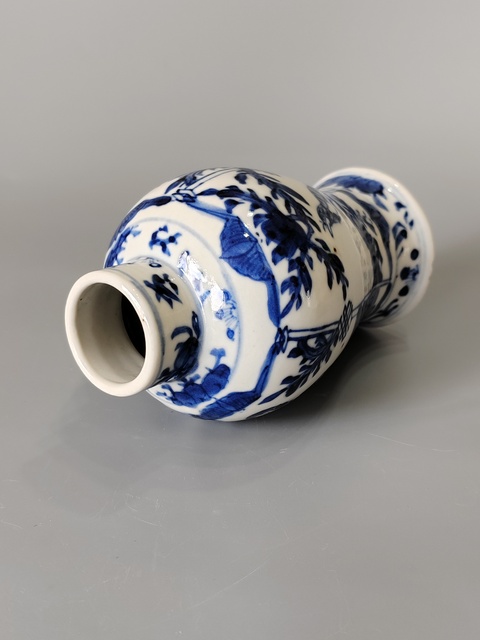 古玩陶瓷青花人物故事雞腿瓶真品鑒賞圖