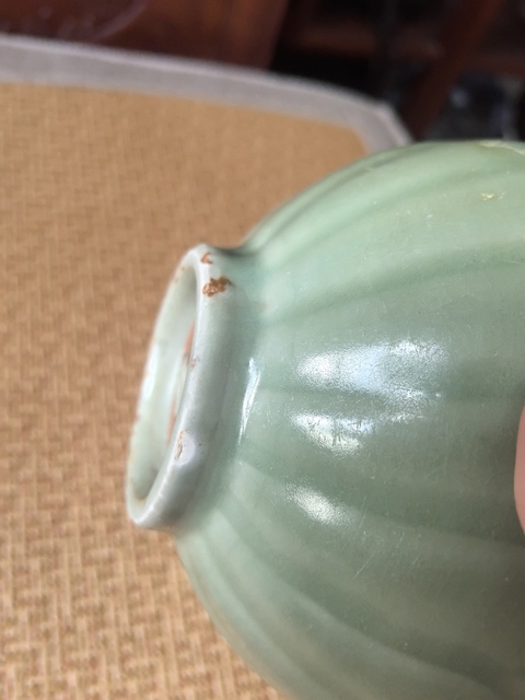古玩陶瓷龍泉劃花碗真品鑒賞圖