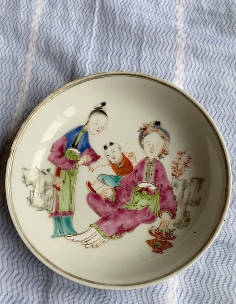 古玩陶瓷廣琺瑯風格人物紋盤真品鑒賞圖