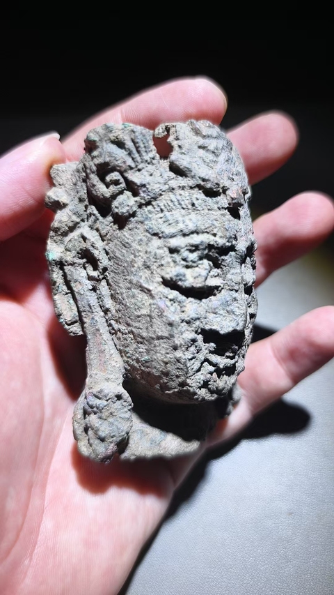古玩銅器造像頭真品鑒賞圖
